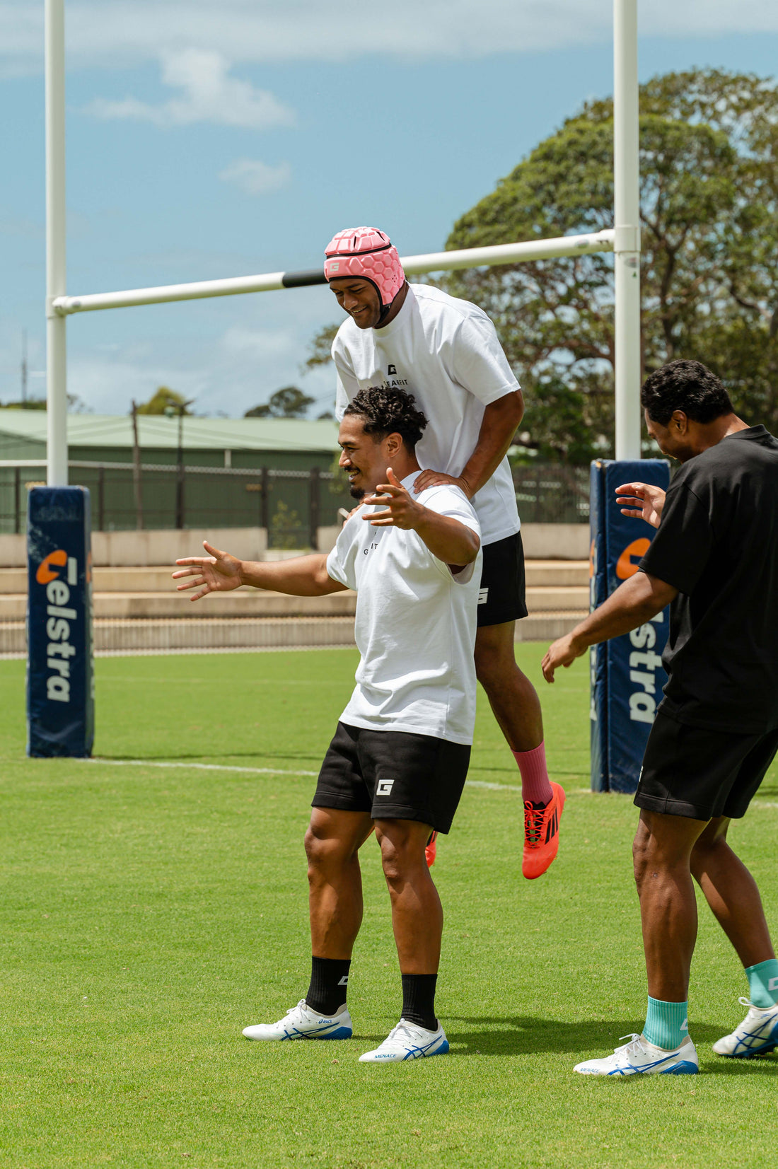 GearFit Rosé rugby headgear in pink